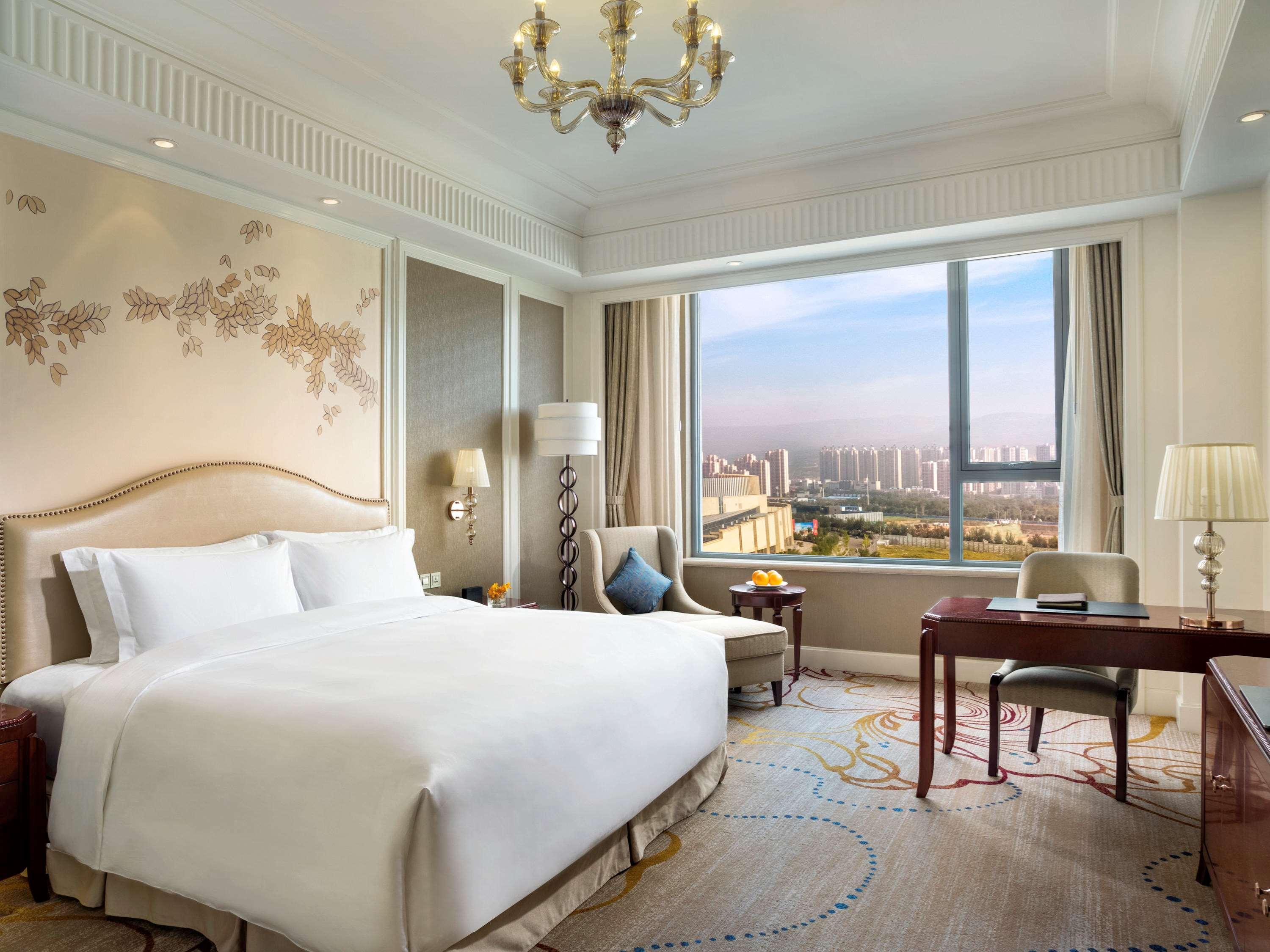 Sofitel Xining Hotel Exterior photo