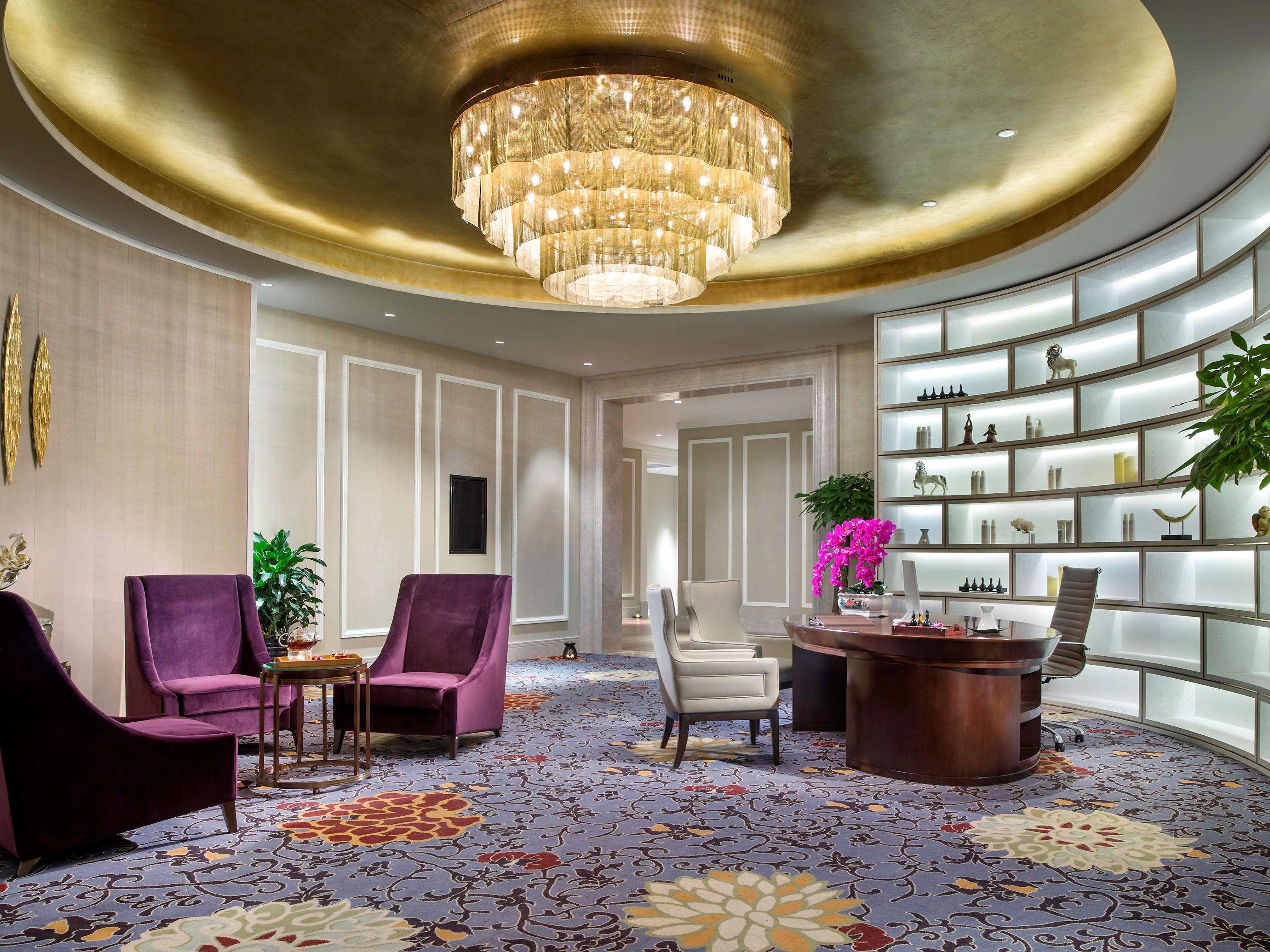 Sofitel Xining Hotel Exterior photo